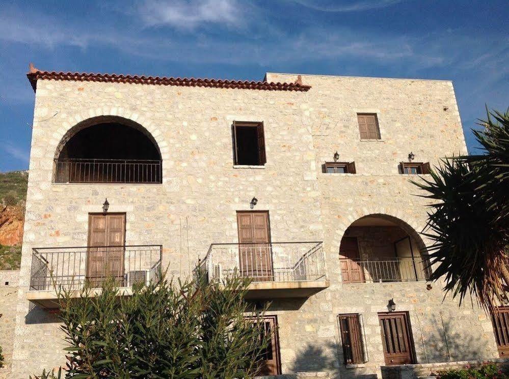 Las - Giannakakoy Traditional Stone Houses Néon Oítilon 外观 照片