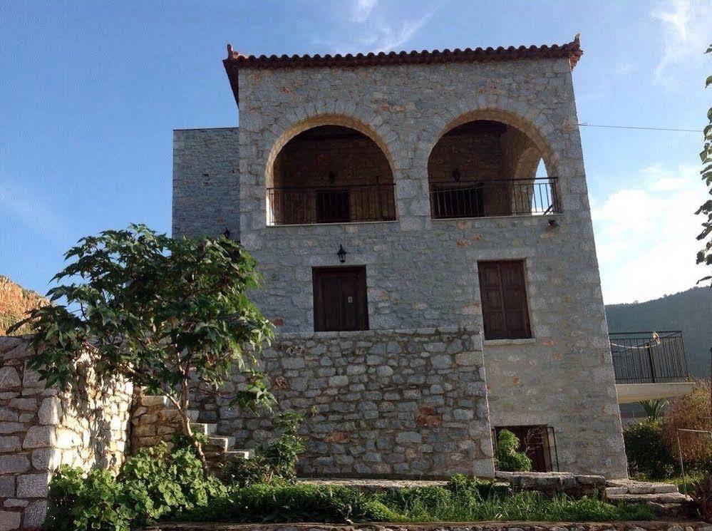 Las - Giannakakoy Traditional Stone Houses Néon Oítilon 外观 照片
