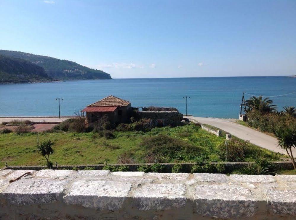 Las - Giannakakoy Traditional Stone Houses Néon Oítilon 外观 照片